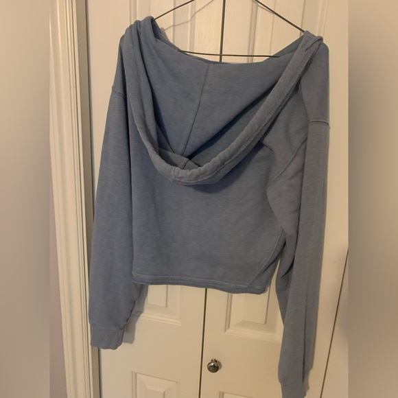 American Eagle Beach Sweater - Picture 2 of 5